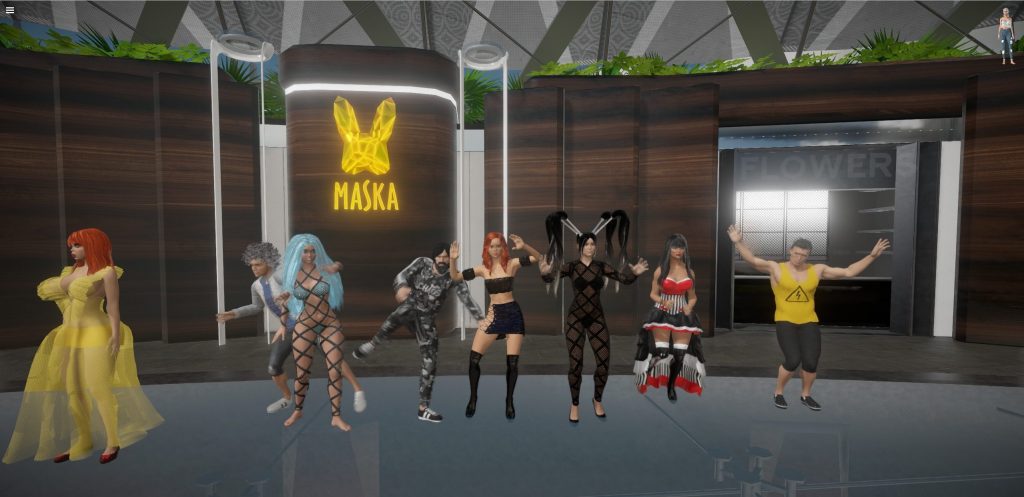 Тусовка в главной локации онлайн-игры Maska